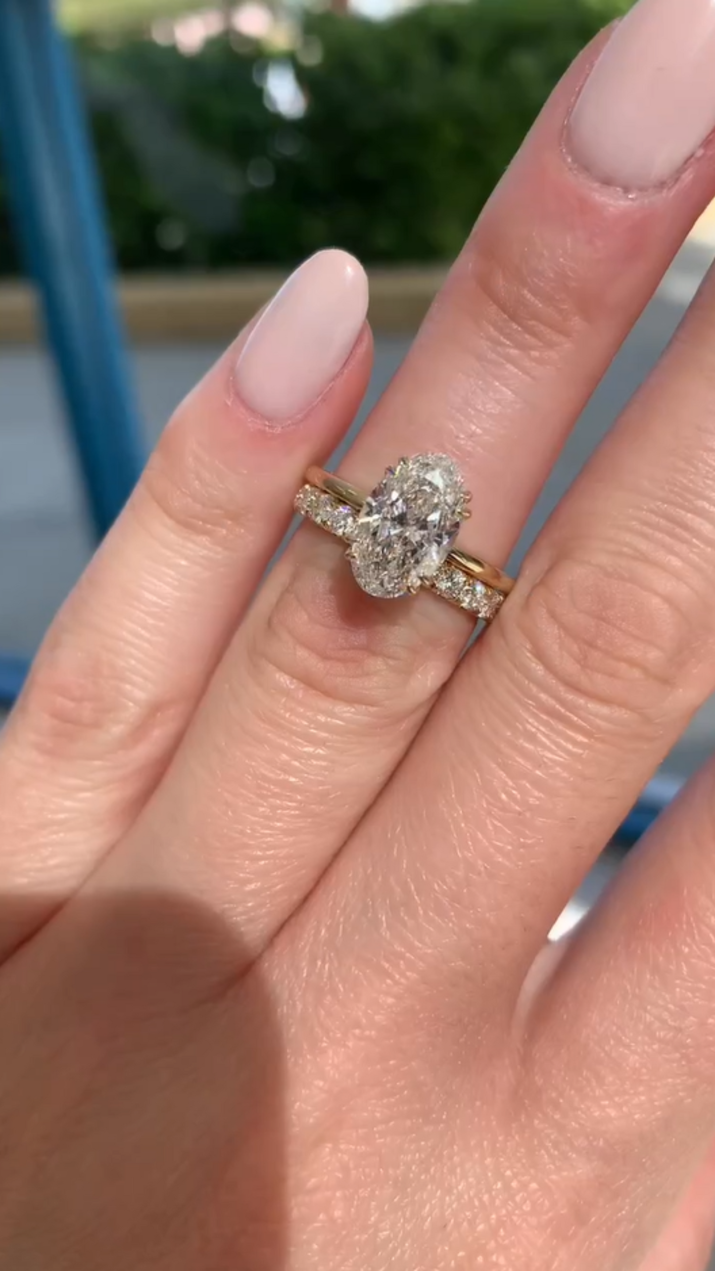 2 Carat Oval Cut 8 V Prongs Minimalist Engagement Ring - Evara Jewelry LLC