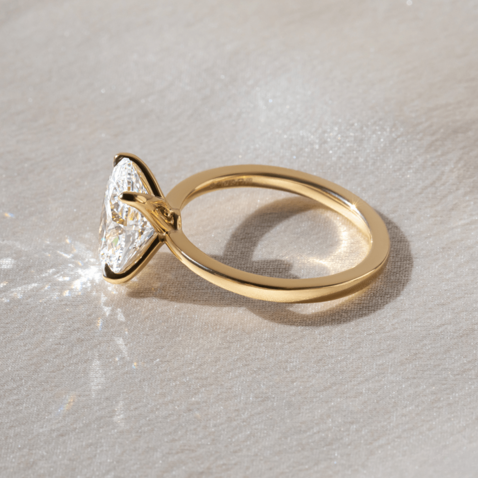 2.25 Carat Oval Cut Diamond Engagement Ring - Evara Jewelry LLC