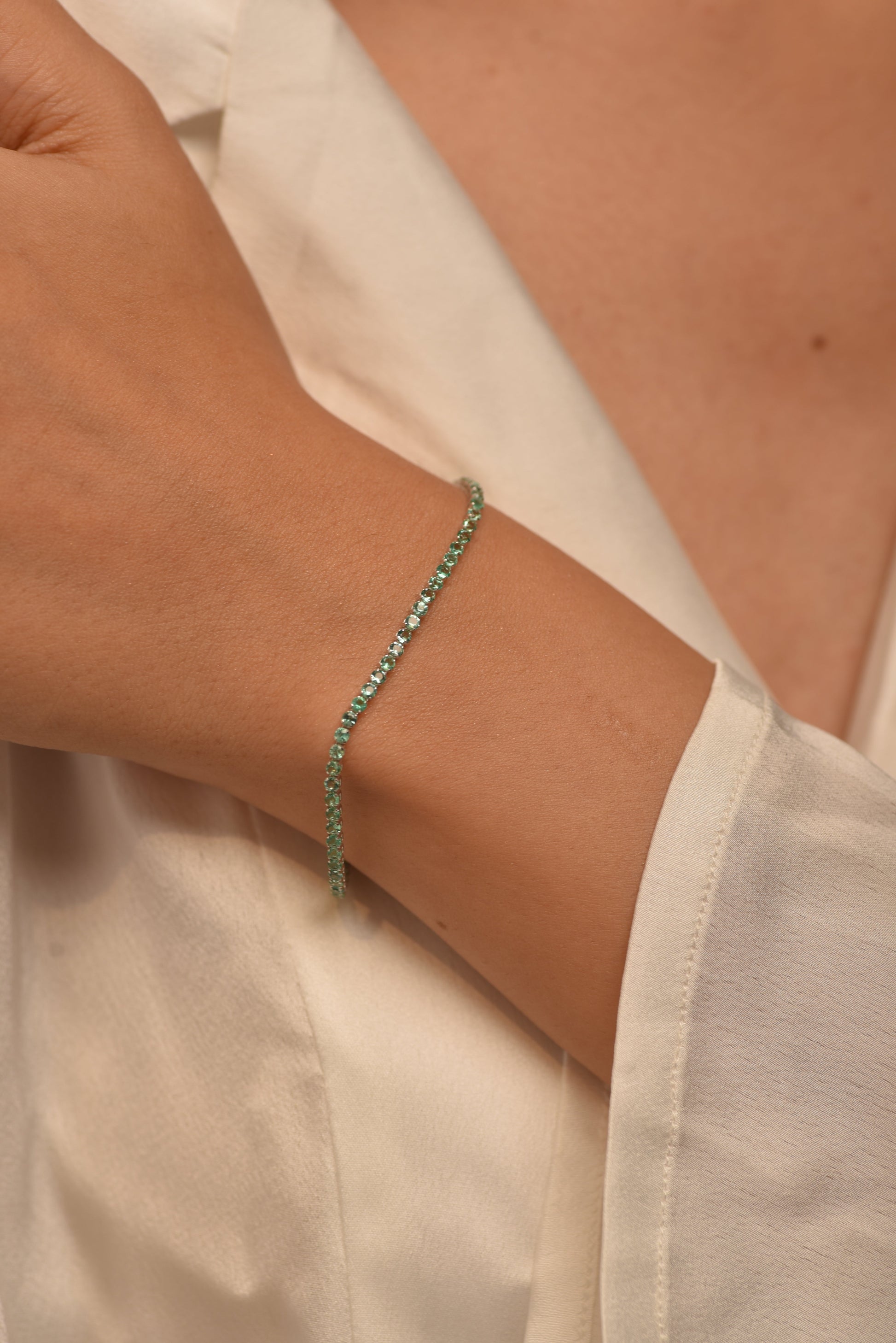 3.02 Carats Natural Emerald Tennis Bracelet in 14K/18K Yellow Gold