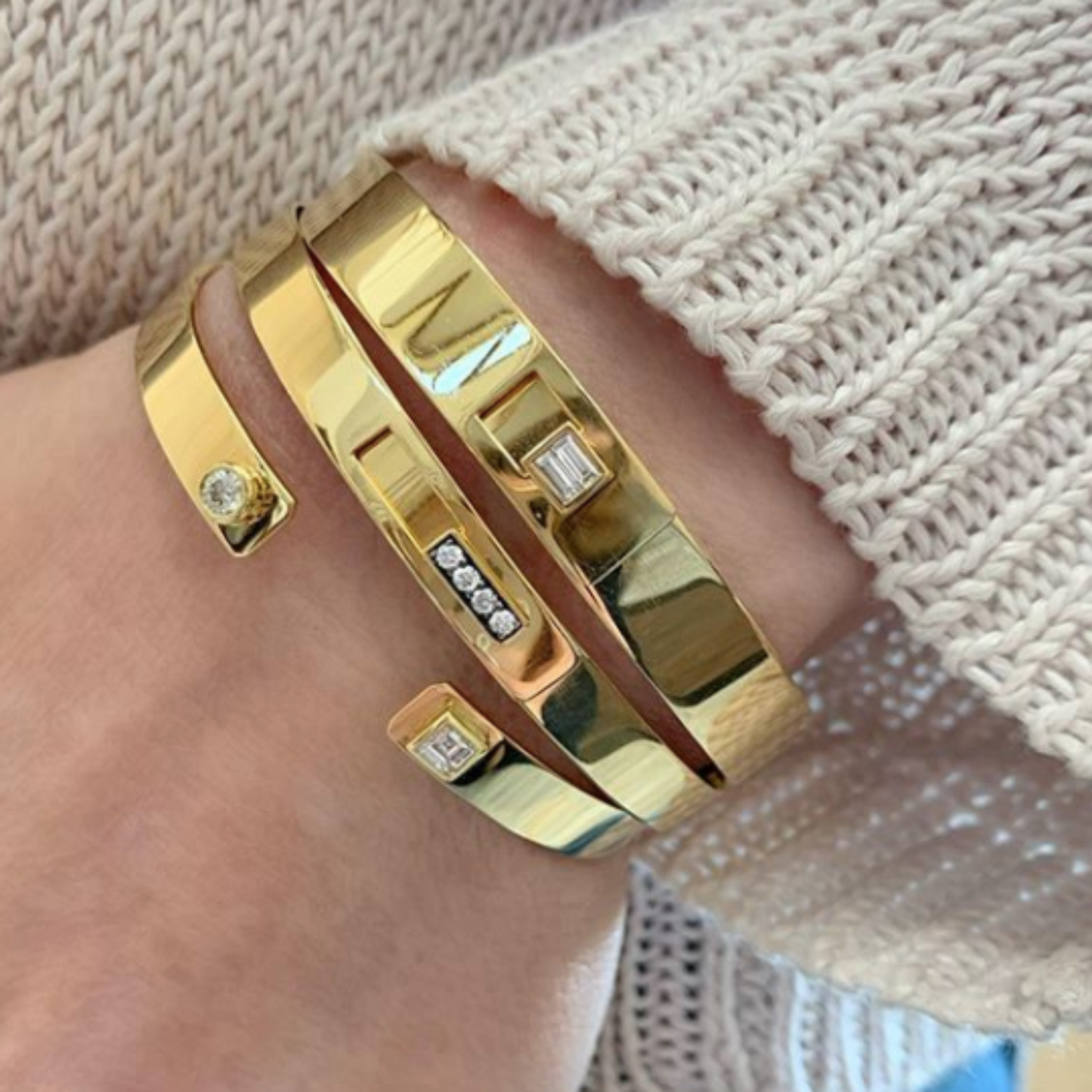 Diamond Solitaire Cuff Bracelet in 10K, 14K, 18K Solid Gold - Evara Jewelry LLC