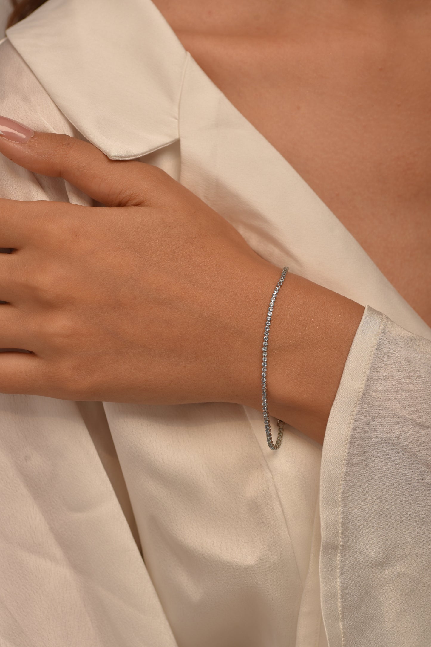 Aquamarine Tennis Bracelet in 14K/18K White Gold