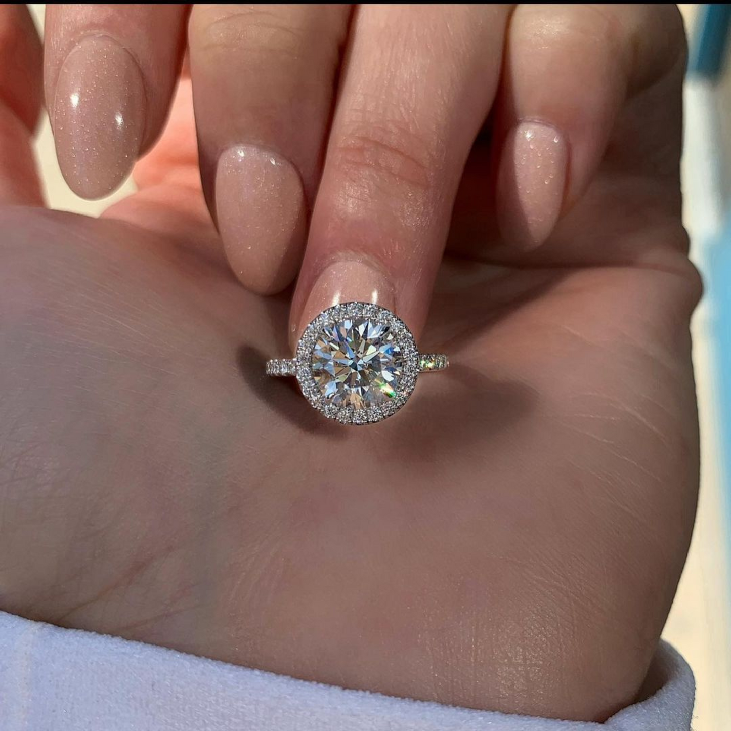 2 Carat Round Cut Halo Diamond Classic Engagement Ring - Evara Jewelry LLC