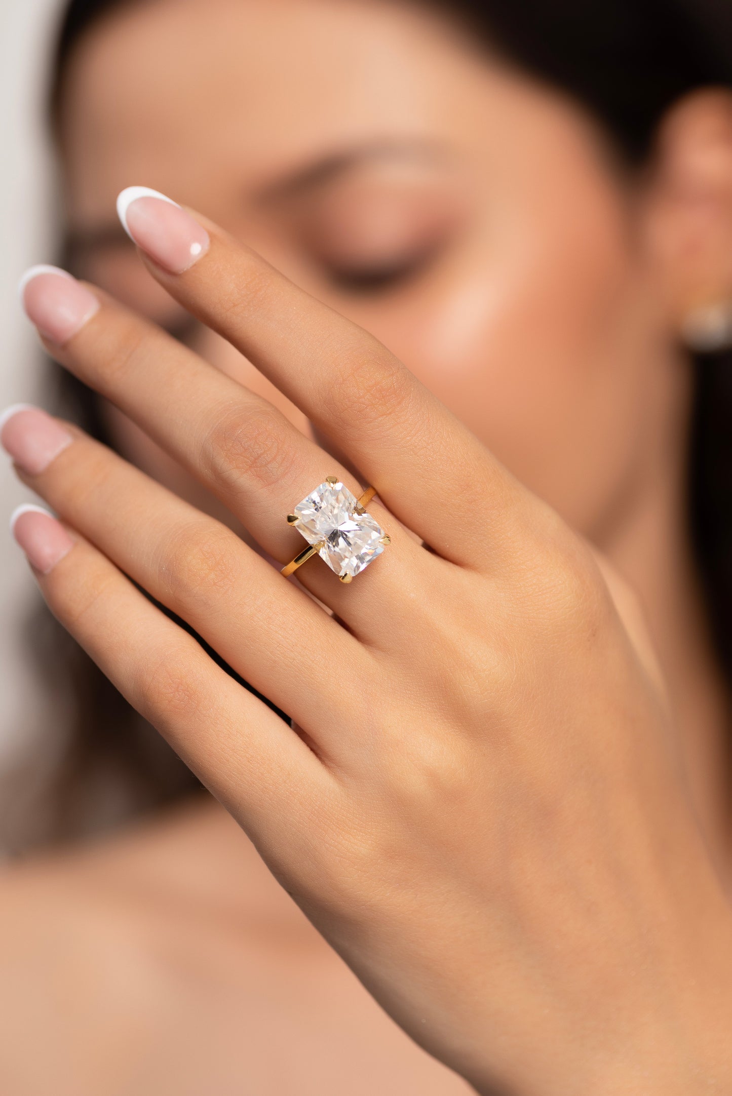 5 Carat Radiant Cut Diamond Solitaire Engagement Ring with Plain Band