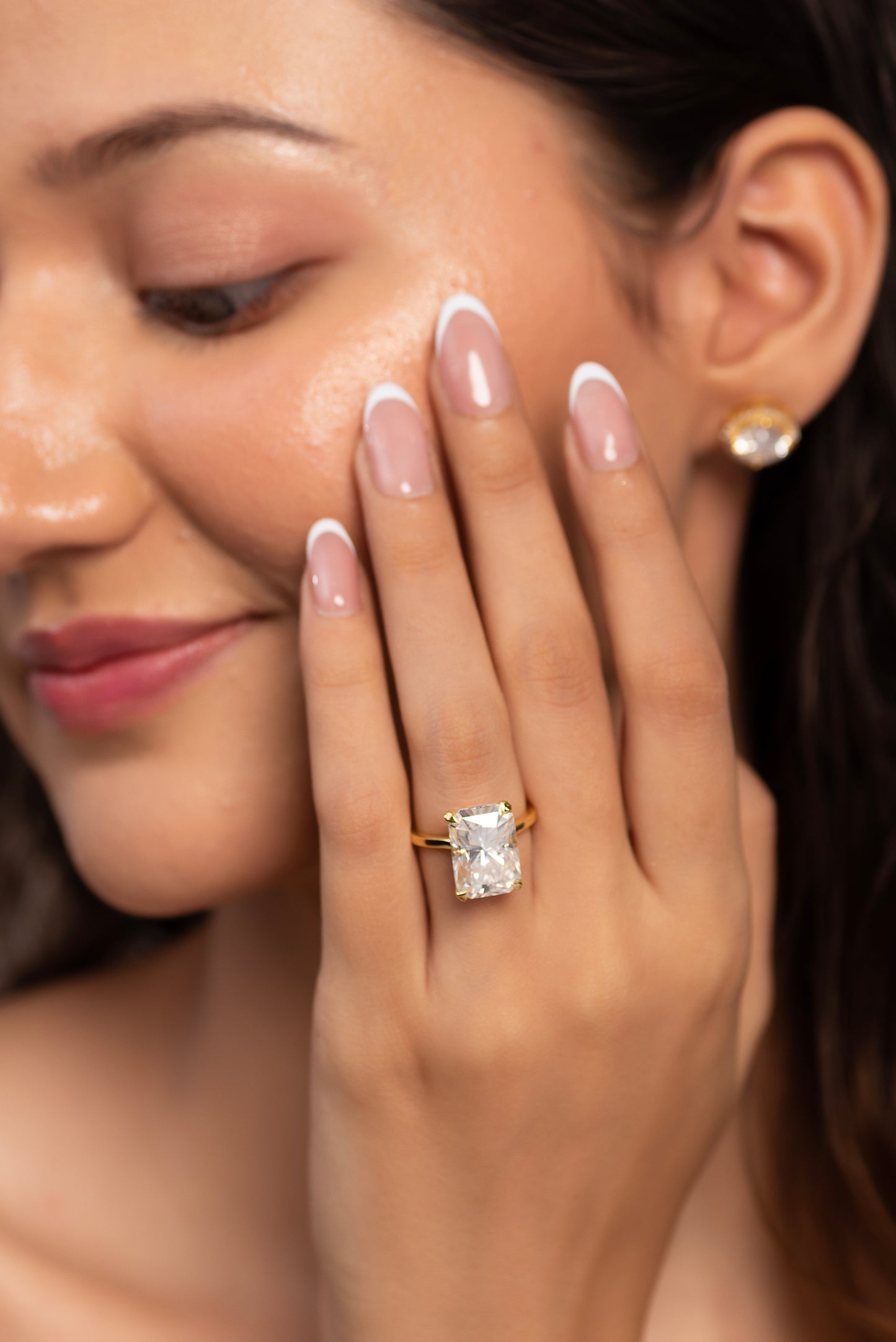 5 Carat Radiant Cut Diamond Solitaire Engagement Ring with Plain Band