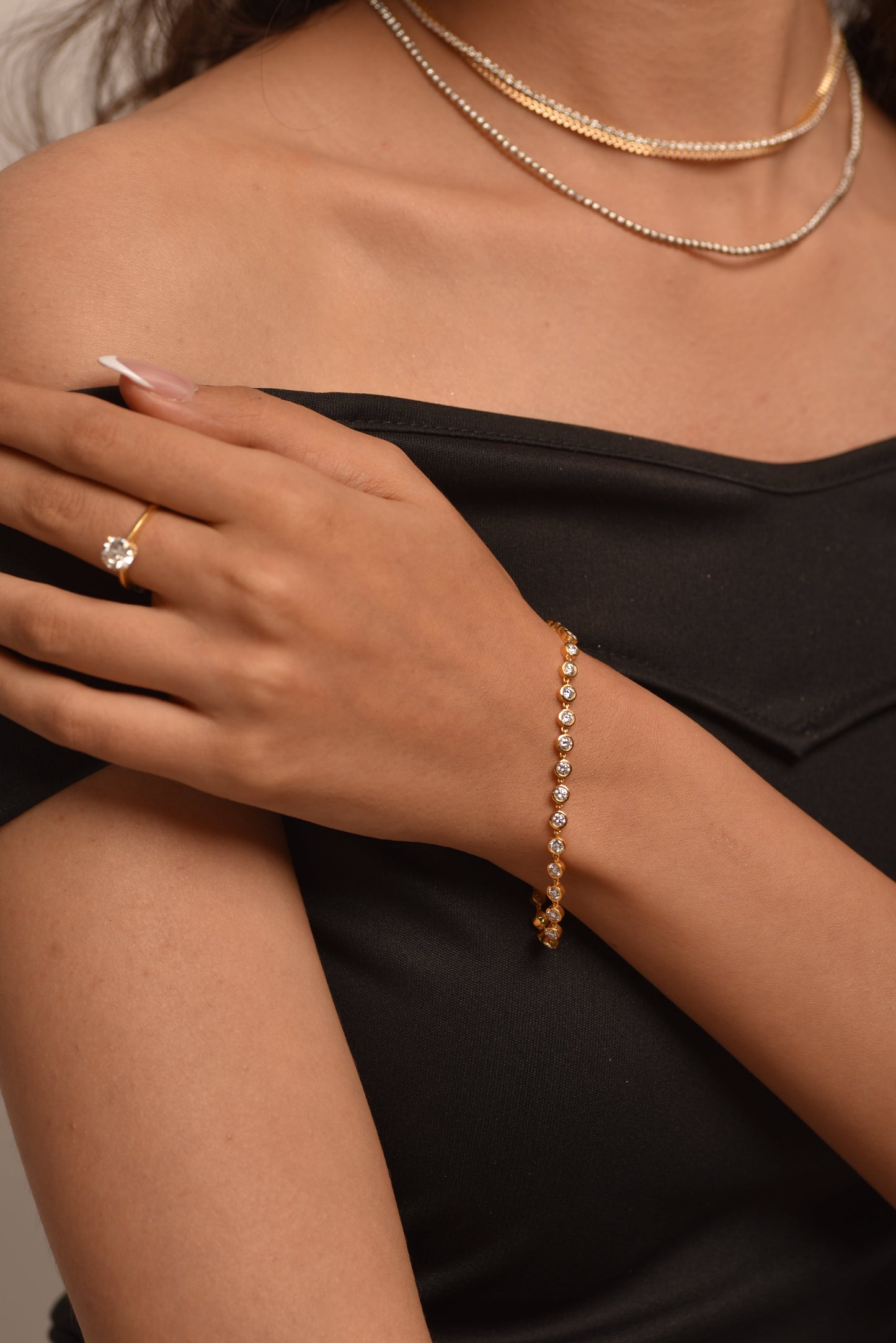 4 Carat Bezel Set Round Cut Diamond Gold Minimalist Tennis Bracelet - Evara Jewelry LLC